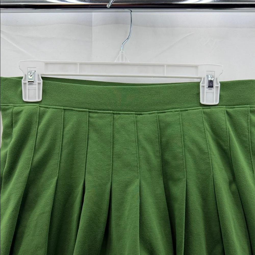 PINK Victoria’s Secret Green Pleated Mini Tennis Skort Size Medium